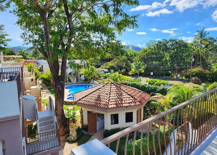 Tropical 2nd Floor With Rooftop Holiday home