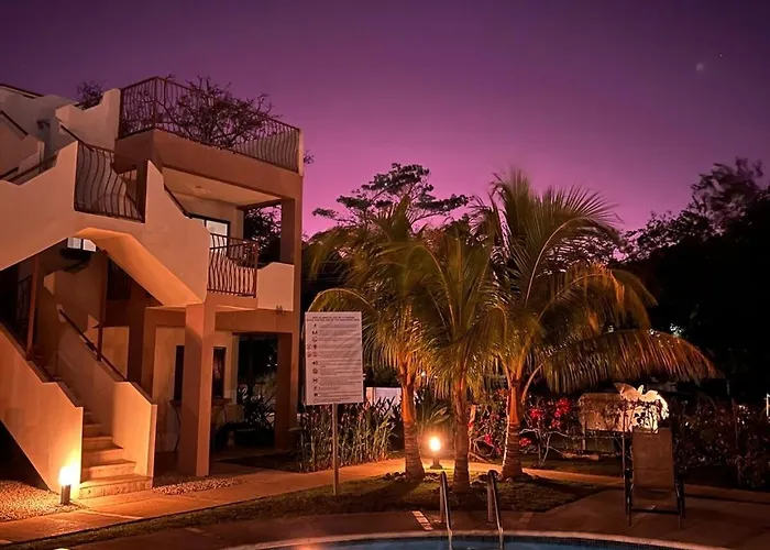 Tropical 2nd Floor With Rooftop * Coco